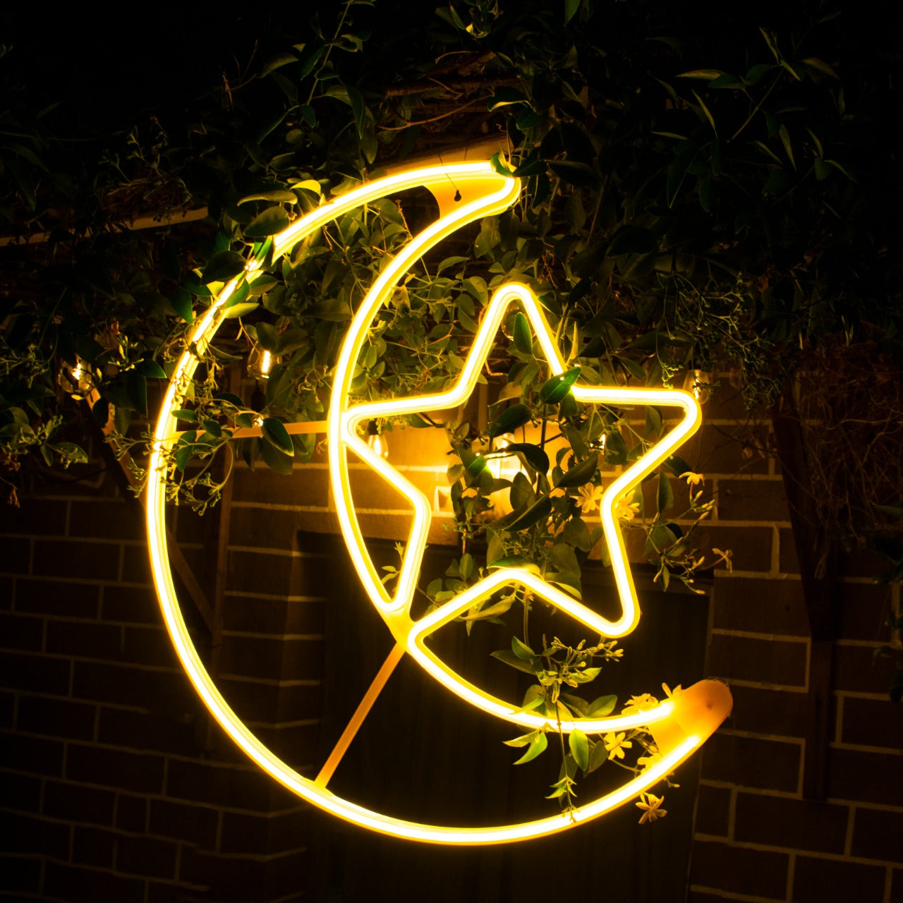 مصباح LED كبير على شكل نجمة القمر