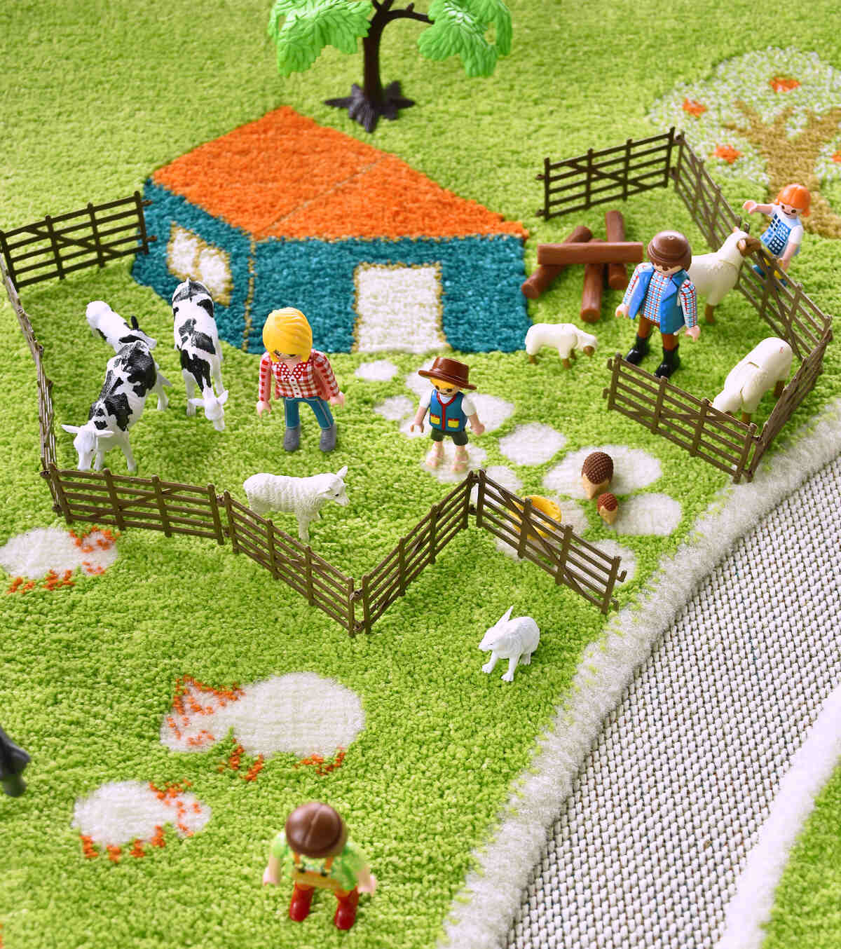 IVI 3D Play Carpet, Farm Design