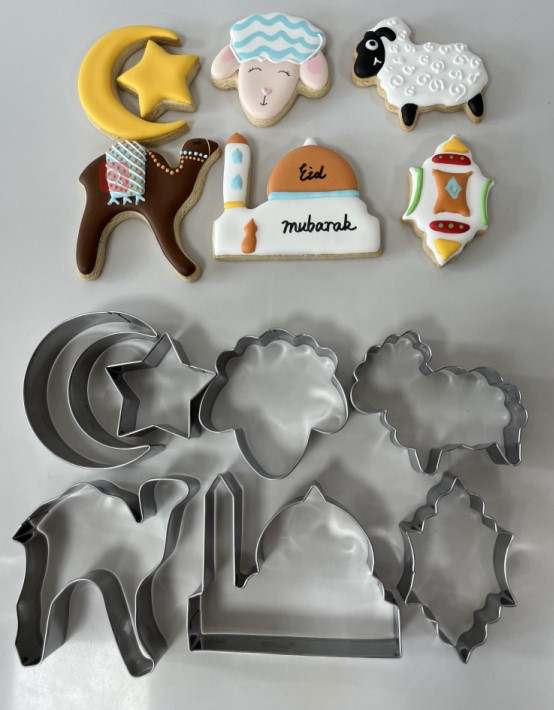 
                      
                        Cookie Cutter Set
                      
                    