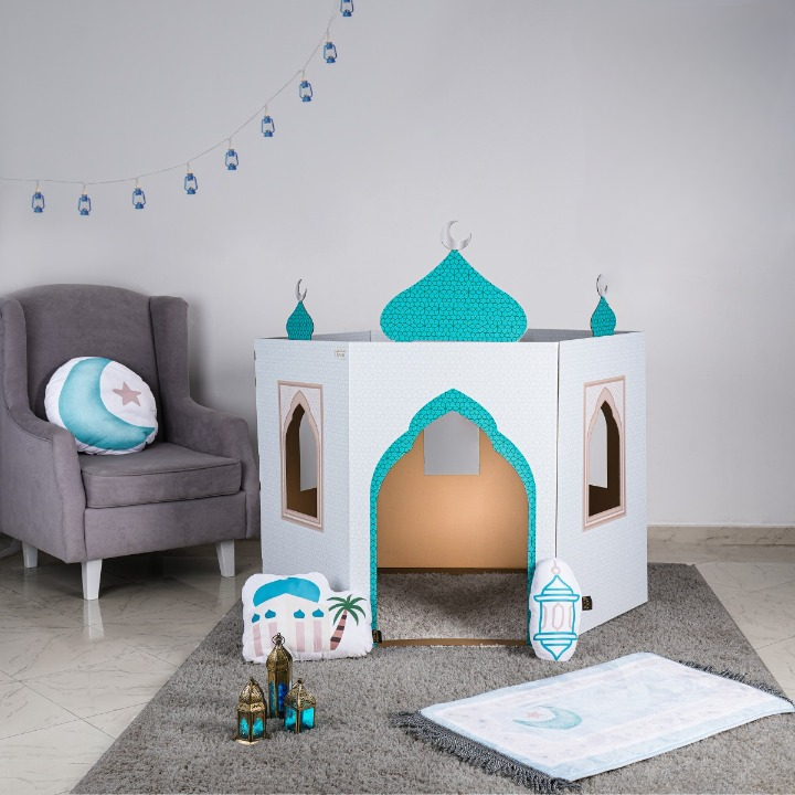 
                      
                        HilalFul Theme Cardboard Playmosque
                      
                    