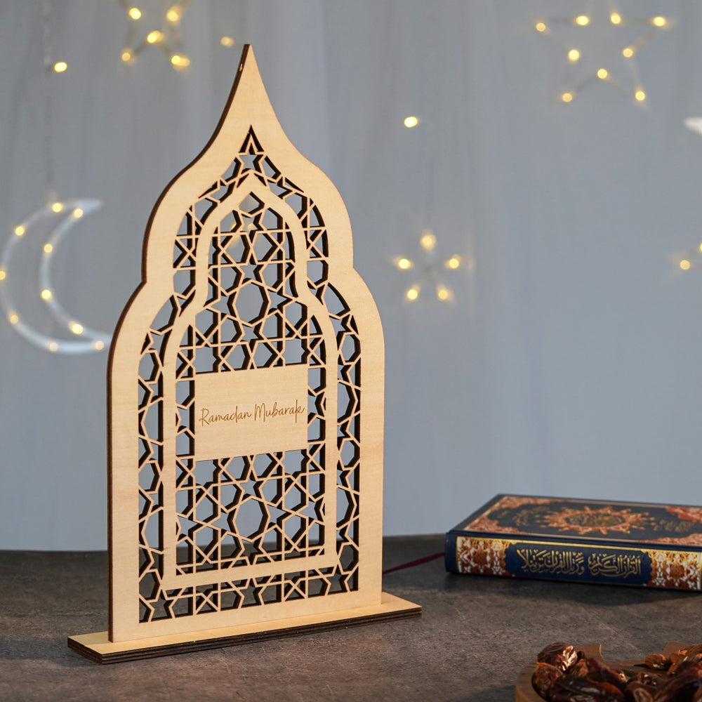 Ramadan & Eid Al-Fitr Wooden Door Wreath & Table Display